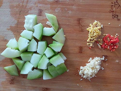 吃鲜瓜胃难受,鲜瓜美味背后的胃部挑战