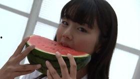 吃瓜少女的姑娘,一场瓜田里的浪漫奇遇