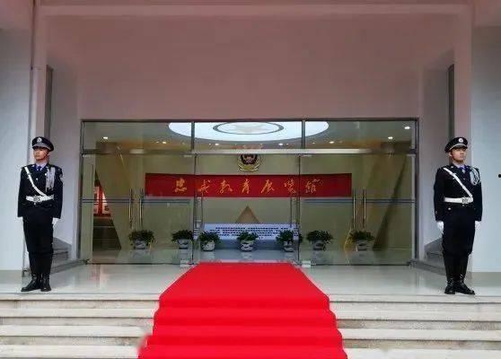 福建警察学院吃瓜,揭秘校园里的“吃瓜”趣事