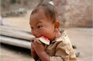 吃瓜忘了孩子,育儿路上的小插曲