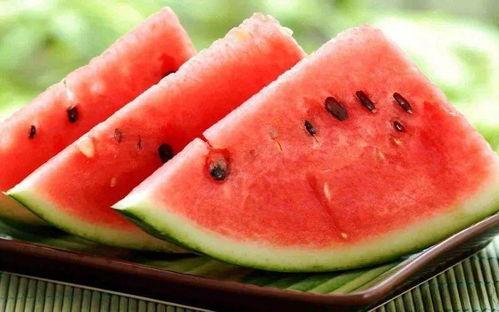 夏天晚上吃瓜,消暑解渴的夏日美食之旅