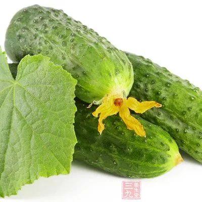 夏天晚上吃瓜,消暑解渴的夏日美食之旅