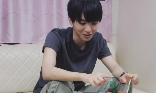 黄俊凯吃瓜,揭秘娱乐圈背后的真相